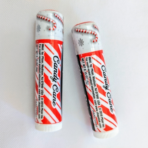 CHAPSTICK NWT Candy Cane Lip Balm - Picture 2 of 3